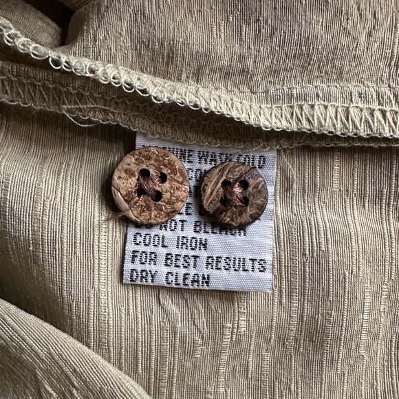 Tommy Bahama Camp Shirt - Picture 5 of 7